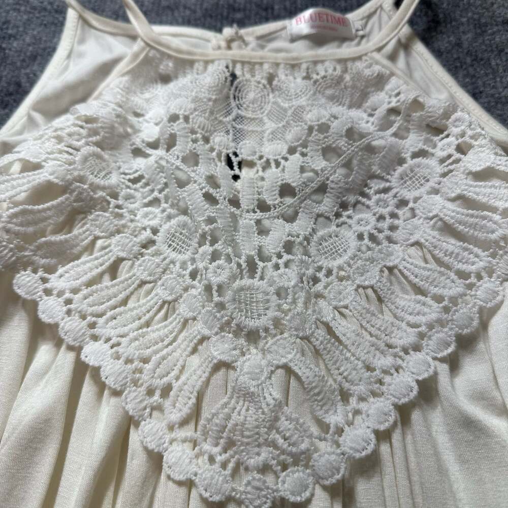 Women's Lace Halter Neck Pleated Flowy Tank Top (Black and White 2-Pack) Boho - Picture 4 of 10